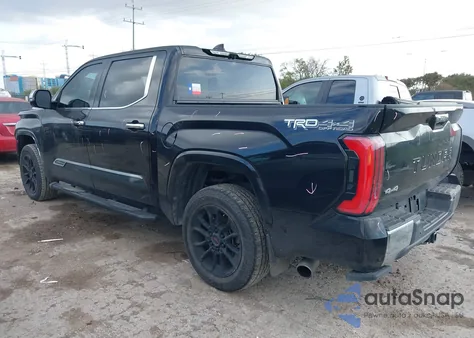 2023 Toyota Tundra 1794 Edition z USA, uszkodzony, nr VIN 5TFMA5DB5PX100376